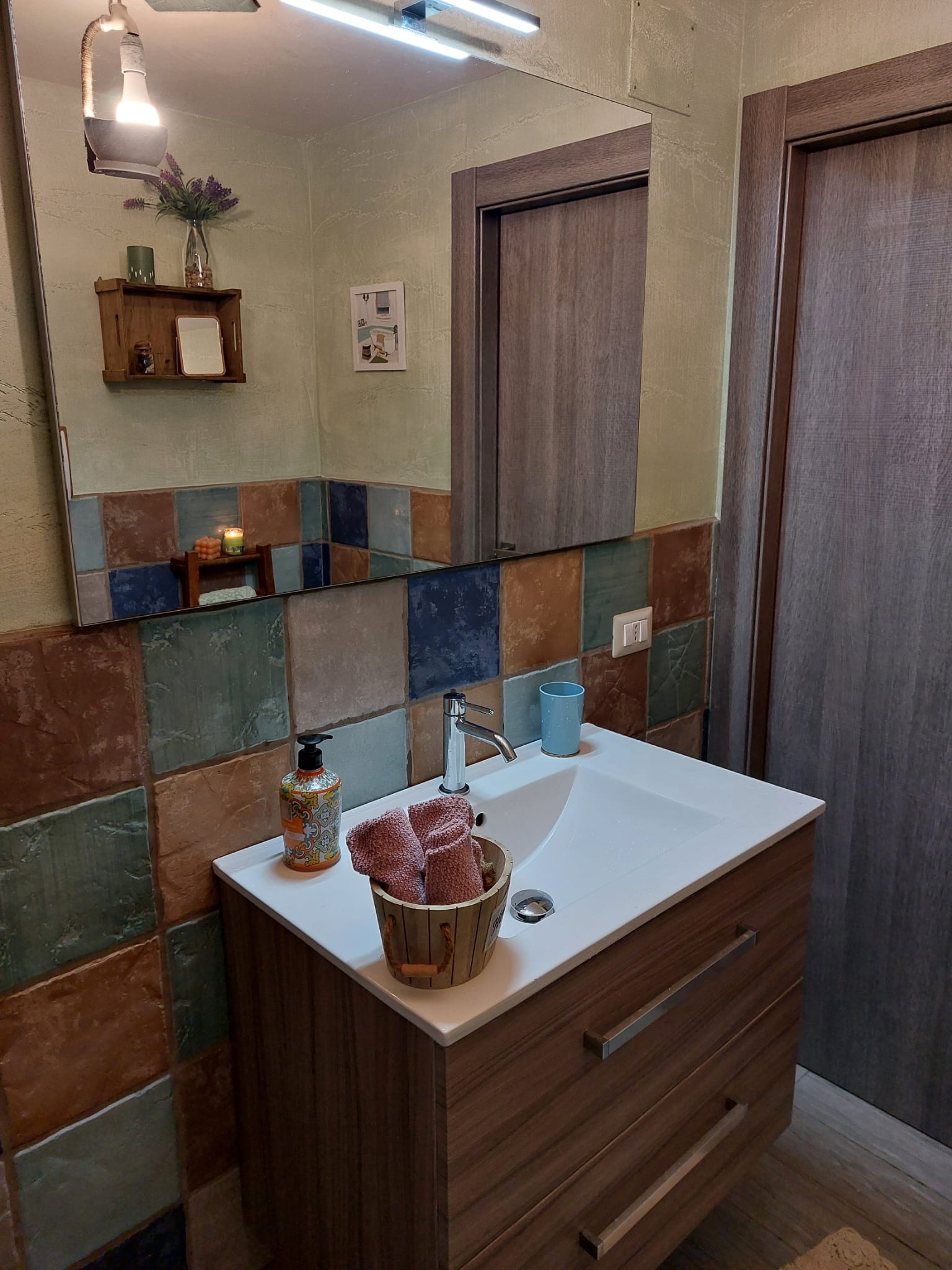 29df5748-c2bb-46dd-aa2f-48a933c205cb